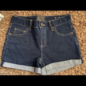 Girls Jean short like new size 12 some from justice